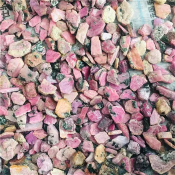 100g didelės Gamtos Violetinė Raudona Korundo Kristalų Grubus Pavyzdys Madagaskaras Pavyzdys Natūralių Akmenų ir Mineralų