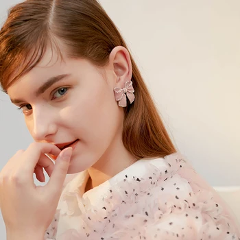 2019 naujų perlų lankas auskarai moterims ausies žiedai maži švieži auskarai moterų laukinių temperamentas auskarai Draugei dovana