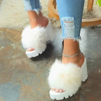 2020 m. Moteris Furry Sandalai Ponios Batai Mielas Pliušinis Purus Sandalai storio apačioje Kailio Lauko Šlepetes Šiltas Karšto Homewear
