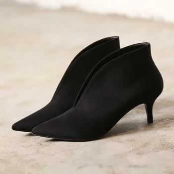 2020 m., nauja rudens žiemos moterų batai Seksualus stiletto nurodė aukšto kulno batai Juoda mažo dydžio kulniukai moterų batai trumpi batai