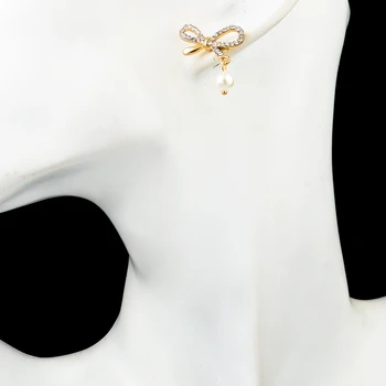 ATTRACTTO Imituojamas Pearl Moterų Stud Earings Mados MEILĖ Aukso Užpildytas Crystal bow-mazgas Vestuvių, Vestuviniai Papuošalai, Auskarai SER150030