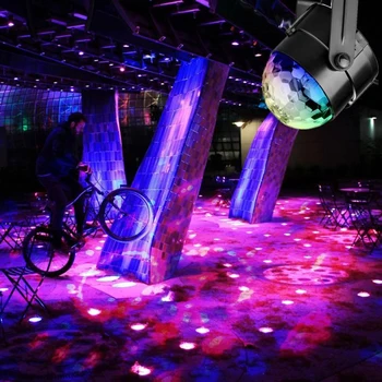 Garso Aktyvuotas Sukasi Diskoteka Kamuolys Lazerio Šviesa Projektoriaus Lempa Šalies RGB LED DJ Scenos Šviesos Spalvinga Magija Kamuolys Naktį Šviesos