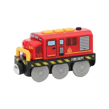 Geležinkelio Lokomotyvų Magnetinio Prijungtas Elektros Mažų Traukinį Magnetinių Bėgių Žaislas Suderinama su Medinių Bėgių Pateikti Berniukas
