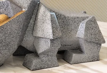 Geometrinis Rhino Statula Saldainiai Talpinimo Dekoratyvinis Raganosio Raštinės Reikmenys Organizatorius Bin Amatų Ornamentu Gyvenimo Kambario Baldai