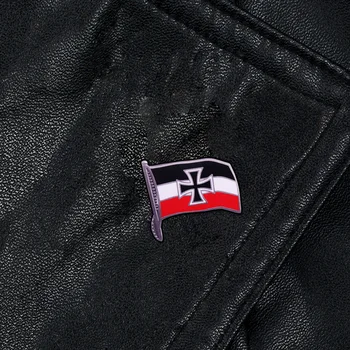 Labai gražios Trečiojo Reicho karo vėliavos pin Parodyti savo Valstybės pasididžiavimas šiandien!