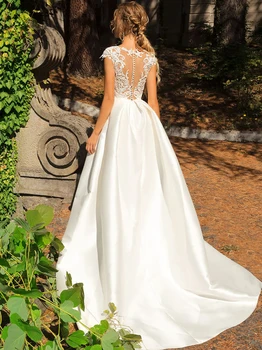 Naujas Atvykimo Weddding Suknelės Kamuolys Suknelė Appliqued Kišenės Bžūp Peties Puoštas Paprastas Elegantiškas Mygtuką Iliuzija 2020 Vestuvinės Suknelės