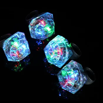 Naujas Didelis Dirbtiniais Diamond LED Mirksi Žiedas Mirksi Šviesos Iki Rave Želė Piršto Žiedai, Papuošalai, Dovana Žaislas Švyti Šalies Prekių