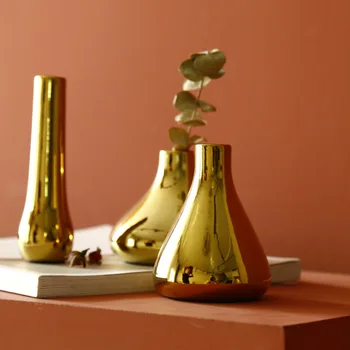 Šiaurės stiliaus ins šviesos prabanga aukso keramikos maža vaza džiovintų gėlių, gėlių kompozicijų darbalaukio dekoravimas, vestuvių dekoravimas
